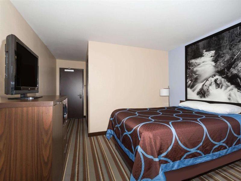 מלון Super 8 By Wyndham Longmont/Twin Peaks מראה חיצוני תמונה