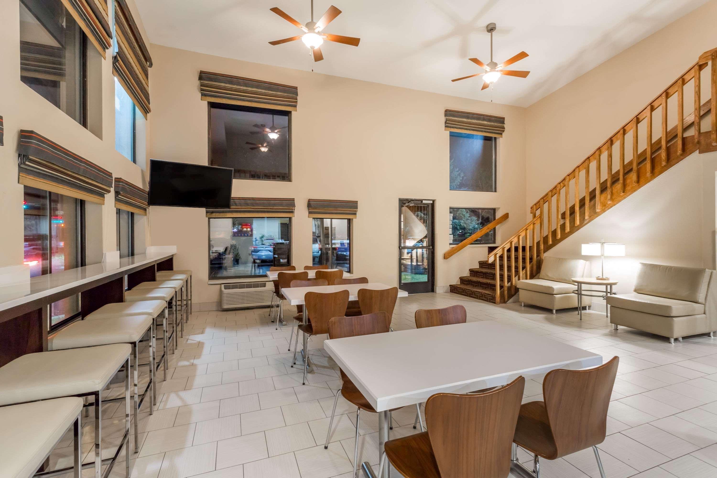 מלון Super 8 By Wyndham Longmont/Twin Peaks מראה חיצוני תמונה
