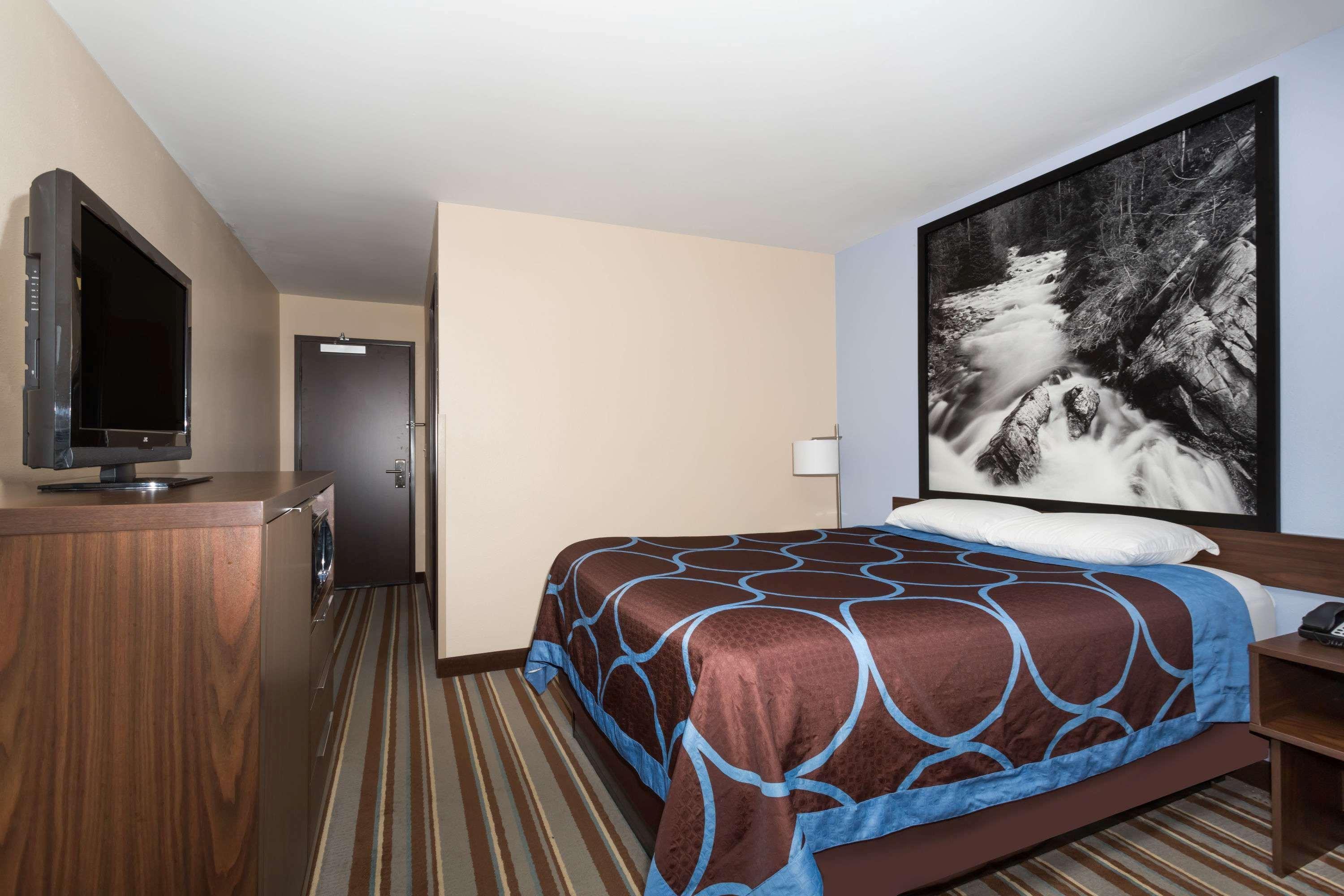 מלון Super 8 By Wyndham Longmont/Twin Peaks מראה חיצוני תמונה