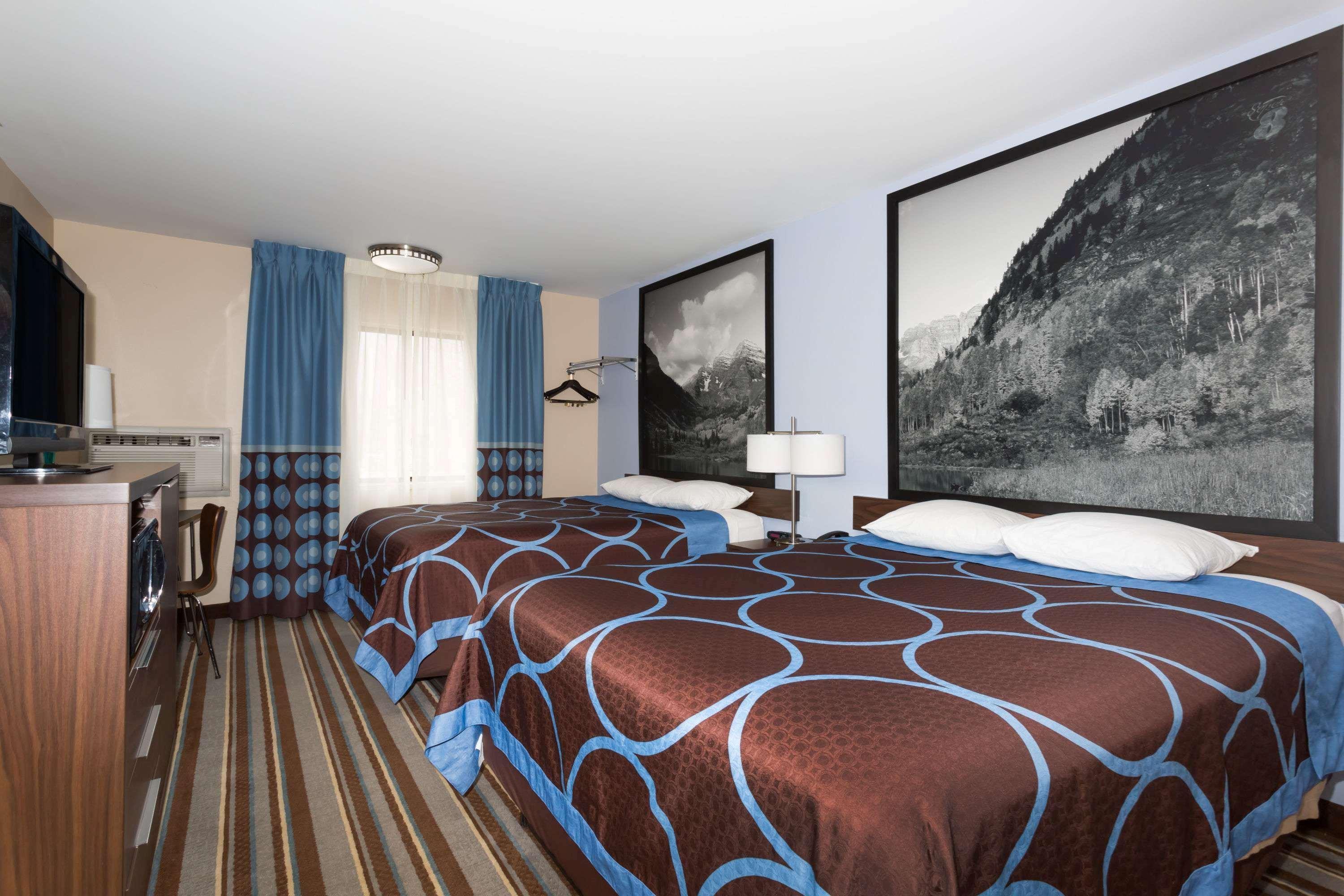 מלון Super 8 By Wyndham Longmont/Twin Peaks מראה חיצוני תמונה